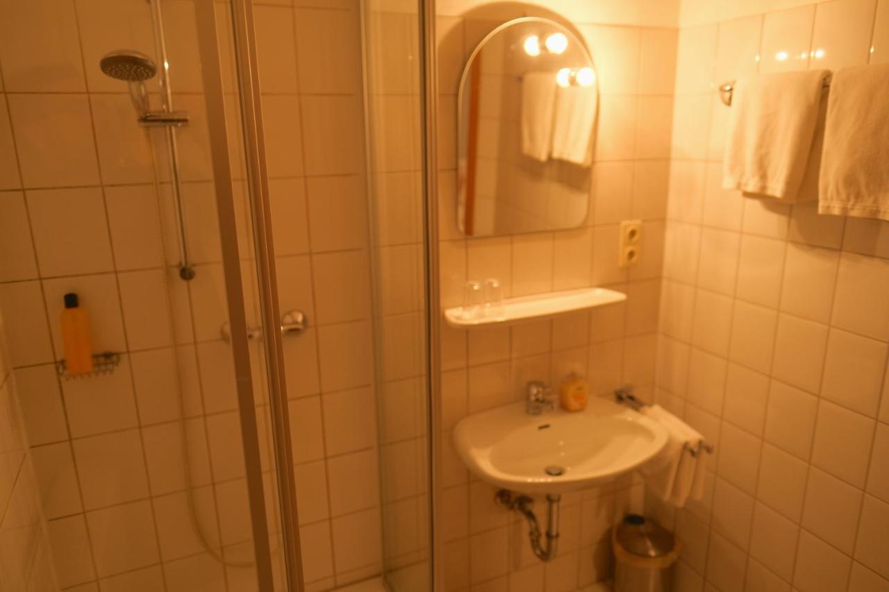 Hotel Zur Linde Salzgitter Exterior foto